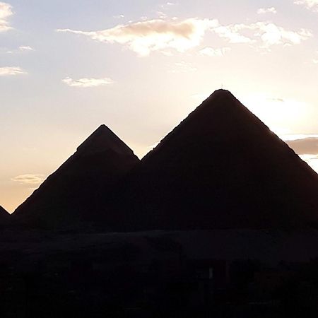 Pyramids View Suite/Vista Piramidi Cairo Exterior photo