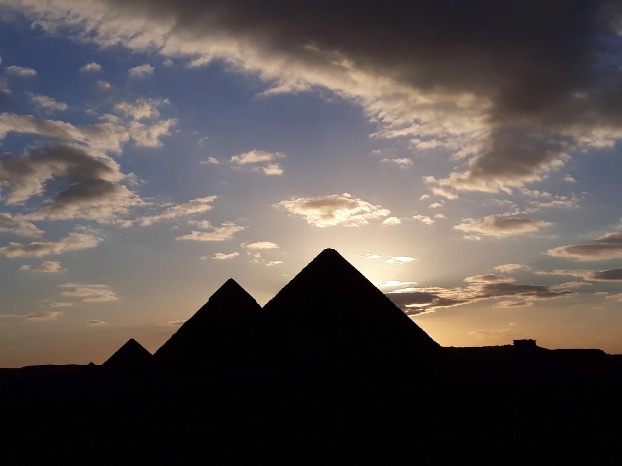 Pyramids View Suite/Vista Piramidi Cairo Exterior photo
