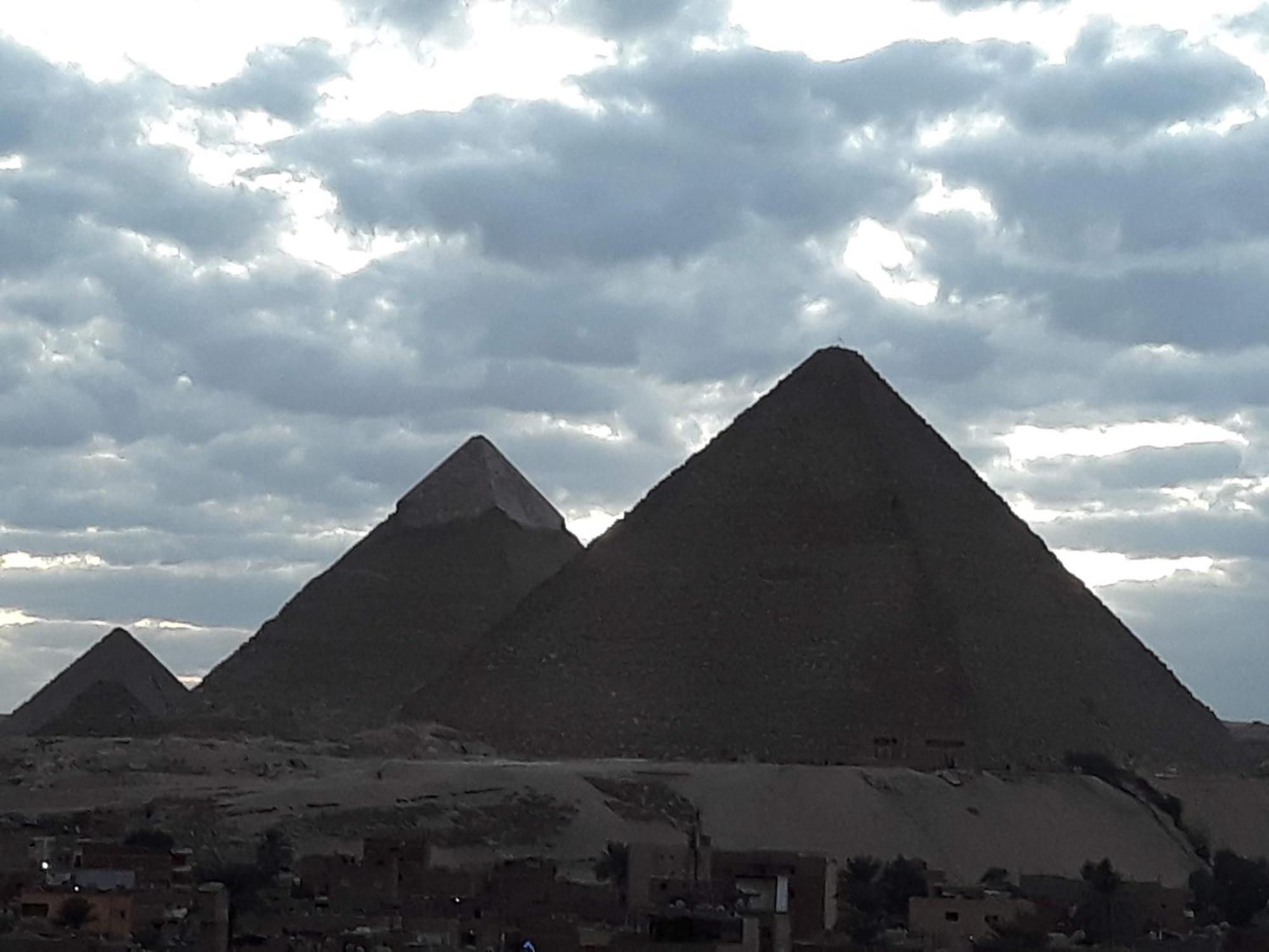 Pyramids View Suite/Vista Piramidi Cairo Exterior photo