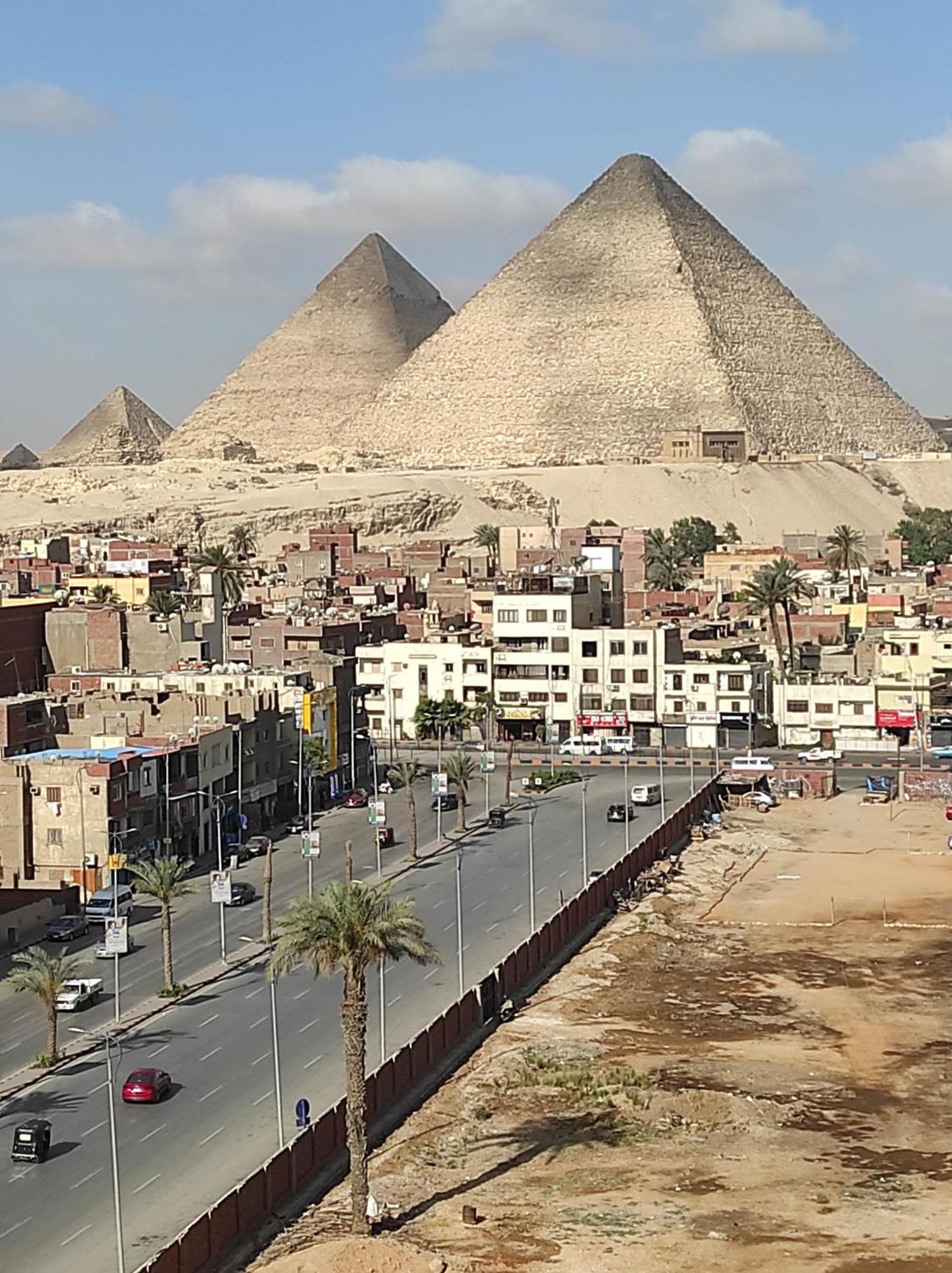 Pyramids View Suite/Vista Piramidi Cairo Exterior photo