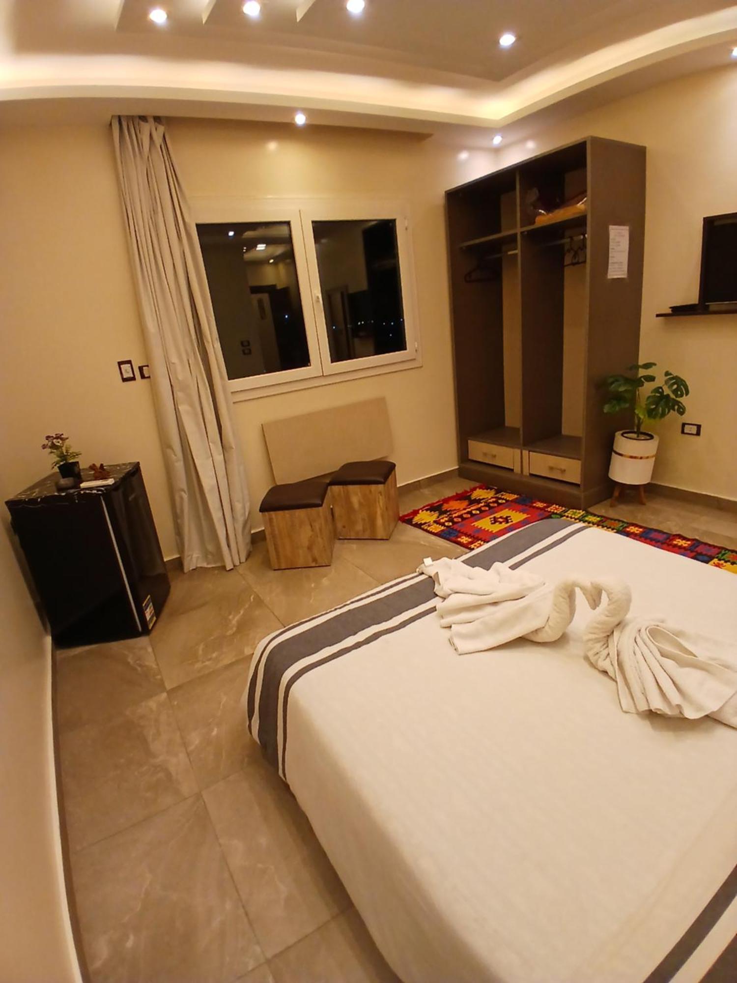 Pyramids View Suite/Vista Piramidi Cairo Exterior photo